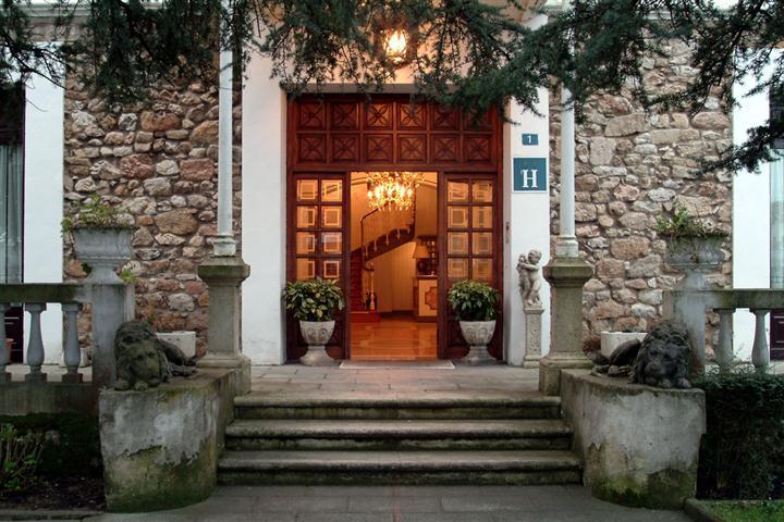 Hotel Luzon San Vicente De La Barquera Εξωτερικό φωτογραφία
